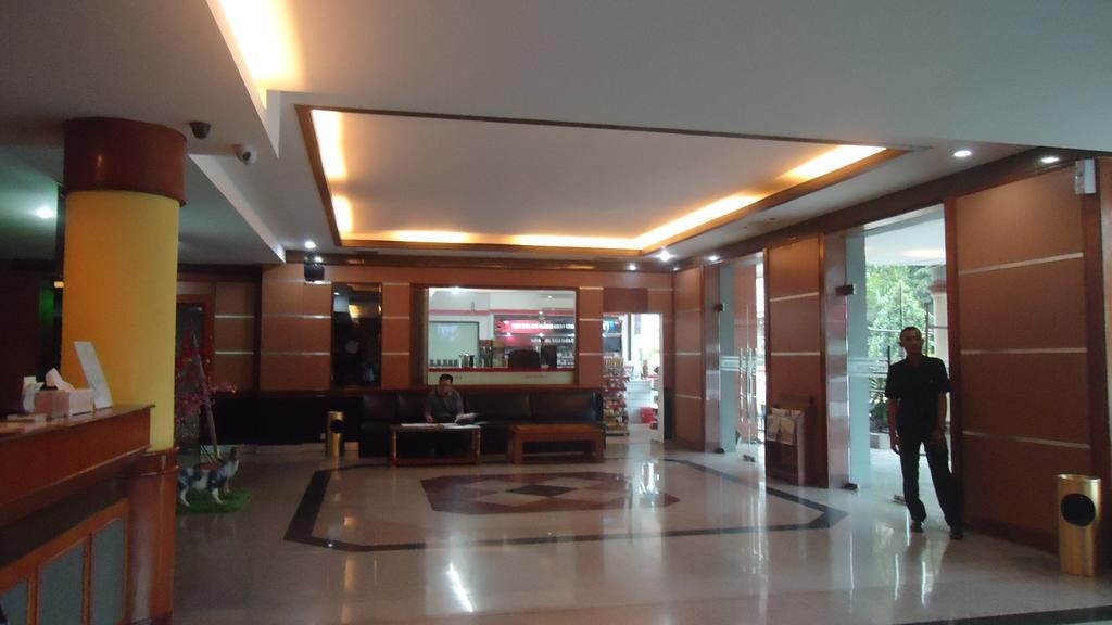 Cittic Hotel Batam Exterior photo